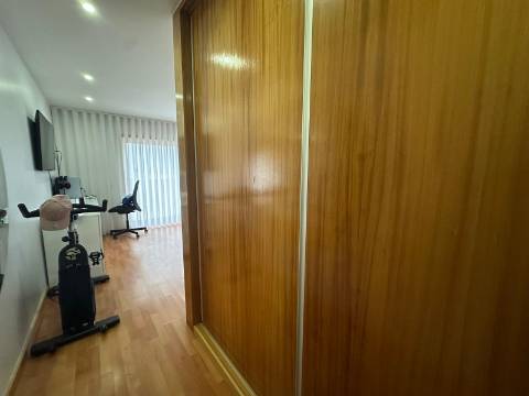 T2 Duplex com Terraço e Vistas de Mar em Caxinas Vila do Conde
