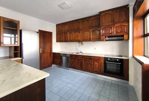 T3 com Excelentes Áreas em Aver-o-Mar na Póvoa de Varzim