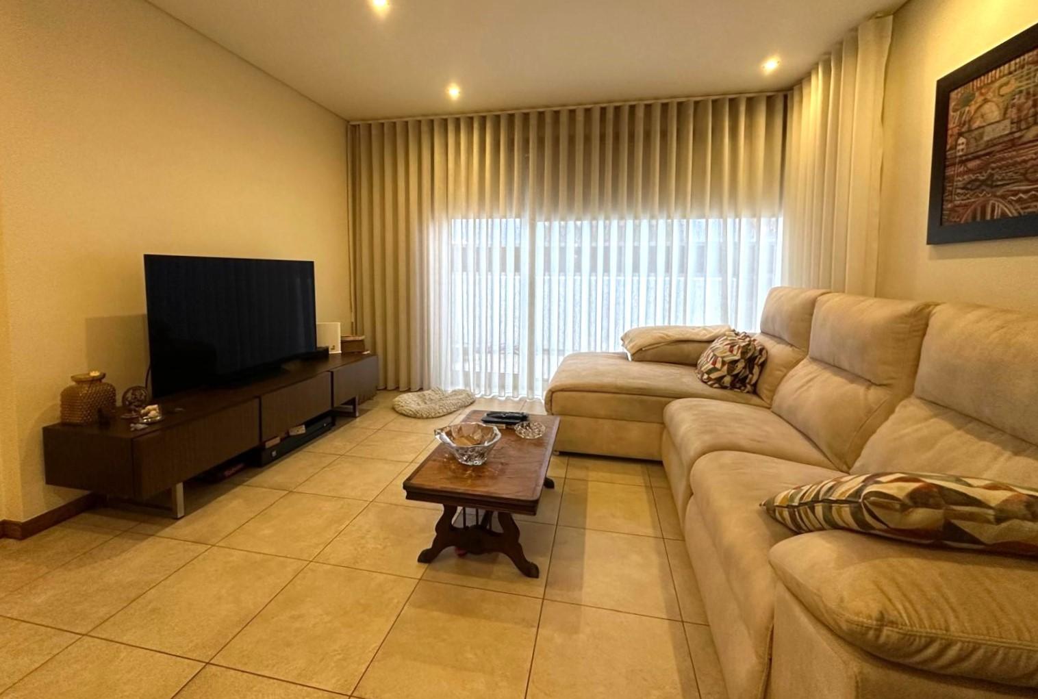 Moradia T3 em Condomínio Fechado c/ Piscina, Póvoa de Varzim