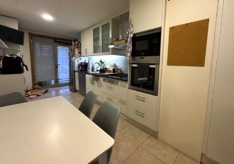 Moradia T3 em Condomínio Fechado c/ Piscina, Póvoa de Varzim