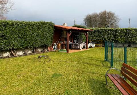 Moradia T3 em Condomínio Fechado c/ Piscina, Póvoa de Varzim