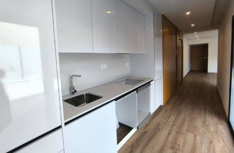 T1 NOVO c/ Terraço Junto à Praia em Vila do Conde