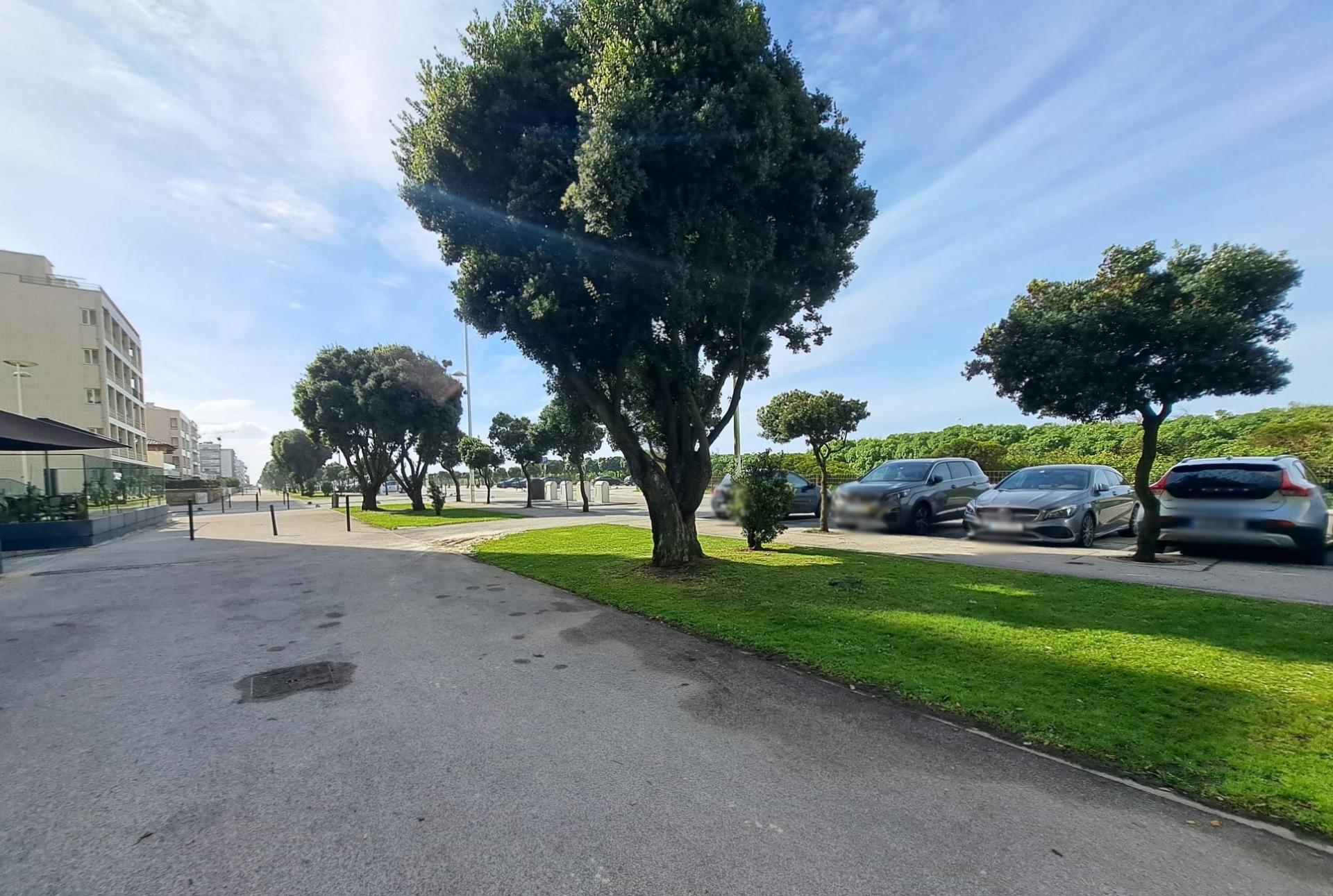 Loja em 1ª Linha de Mar em Vila do Conde