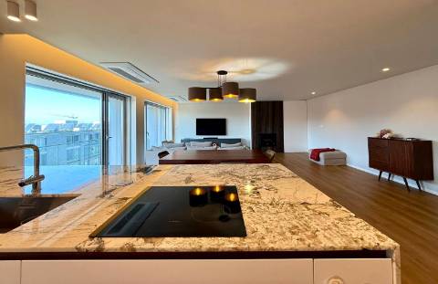 T3 como Novo c/ 170m2 Junto ao Centro da Póvoa de Varzim