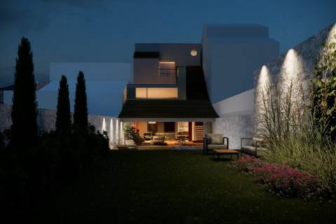 Moradia para Restauro em Pleno Centro Póvoa de Varzim
