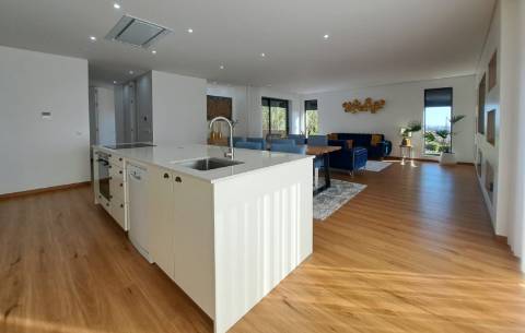 Moradia T4 de Luxo em Terroso na Póvoa de Varzim