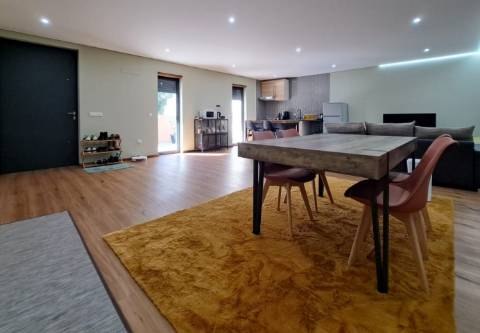 Moradia T4 de Luxo em Terroso na Póvoa de Varzim