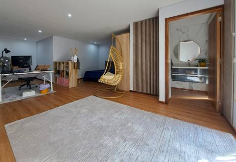 Moradia T4 de Luxo em Terroso na Póvoa de Varzim