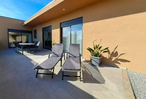 Moradia T4 de Luxo em Terroso na Póvoa de Varzim