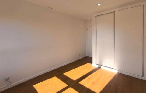 T1 Remodelado com Vistas de Mar na Póvoa de Varzim