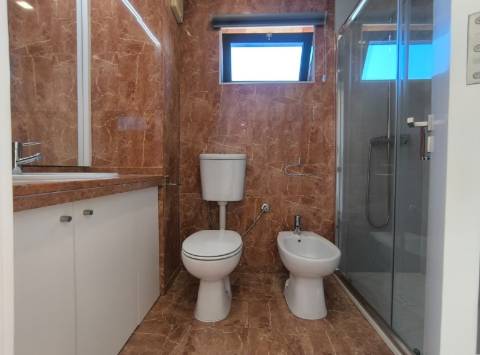 T1 Remodelado com Vistas de Mar na Póvoa de Varzim