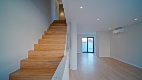 T3 Duplex Novo em Póvoa de Varzim