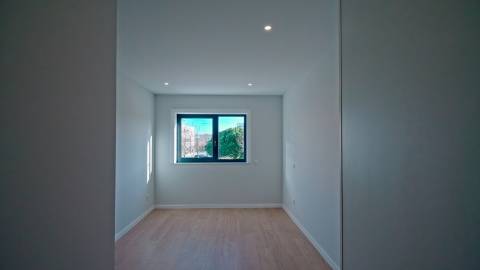 T3 Duplex Novo em Póvoa de Varzim