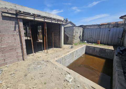 Moradia T3 com Piscina em Construção