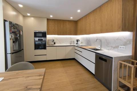 T2 Duplex com Terraço em 1ª Linha de Mar em Vila do Conde
