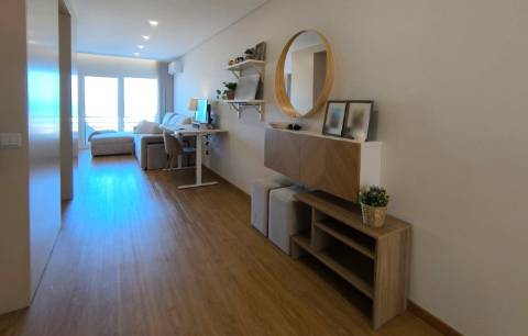 T2 Duplex com Terraço em 1ª Linha de Mar em Vila do Conde
