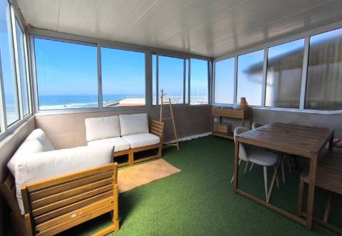 T2 Duplex com Terraço em 1ª Linha de Mar em Vila do Conde
