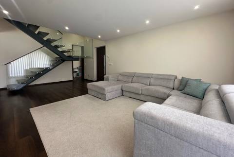 Moradia T5 de Luxo com Piscina em Touguinhó Vila do Conde