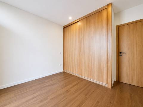 T2 com Terraço e Garagem em Vila do Conde