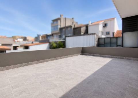 T2 com Terraço e Garagem em Vila do Conde