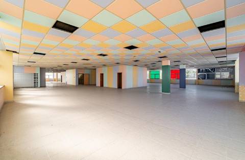 Espaço Comercial com 4.300 m² para Arrendamento