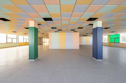 Espaço Comercial com 4.300 m² para Arrendamento