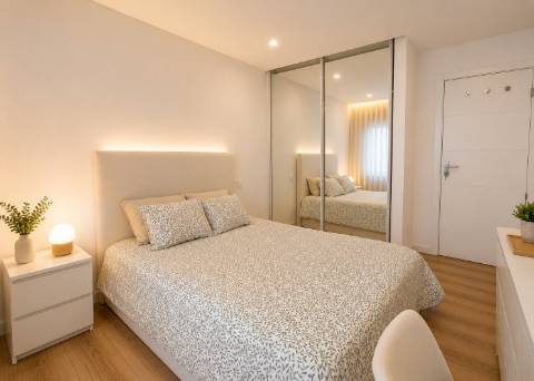 Apartamento T4 com Terraço na Póvoa de Varzim
