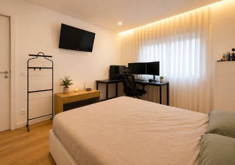 Apartamento T4 com Terraço na Póvoa de Varzim
