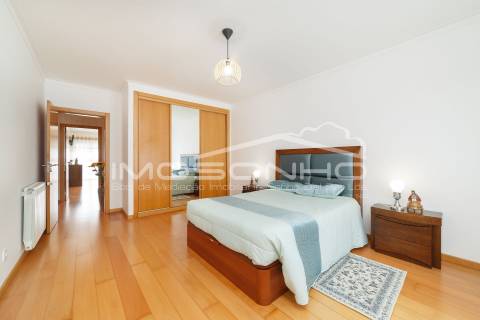 Apartamento T3 situado em zona muito calma perto do centro da cidade da Marinha Grande.