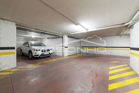 Apartamento T3 situado em zona muito calma perto do centro da cidade da Marinha Grande.