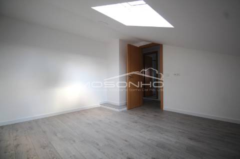 Apartamento T3 Remodelado