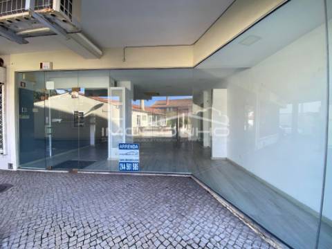 Loja localizada no centro da cidade