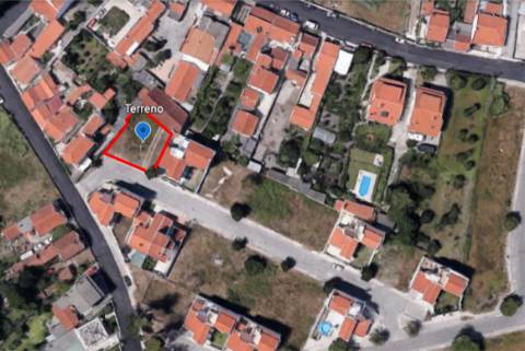 Lote de terreno a poucos minutos do centro da Marinha Grande