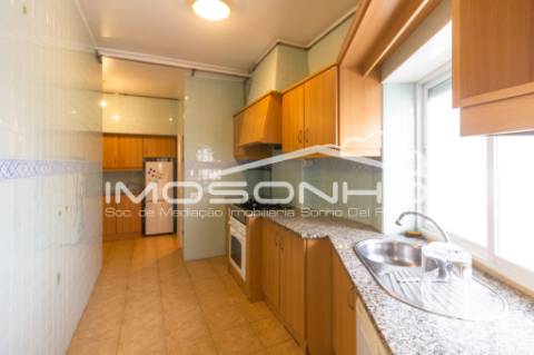 Apartamento T3, no centro da Marinha Grande