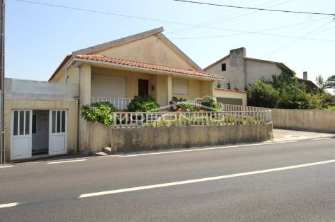 Venda Conjunta 3 Moradias