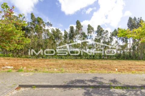 Lote de terreno para construção de moradia isolada