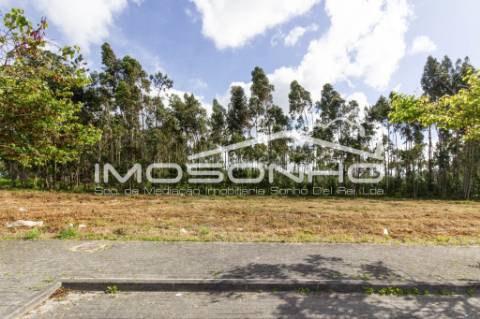 Lote de terreno para construção de moradia isolada