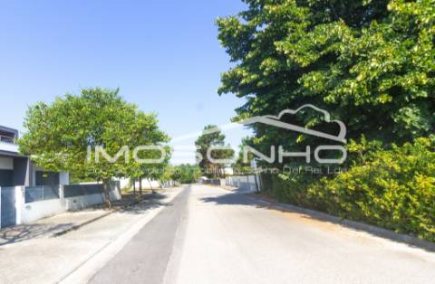 Lote de terreno em zona privilegiada da Marinha Grande