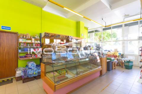 Cedência de empresa com atividade a funcionar como MERCADINHO