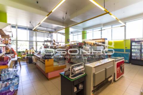 Cedência de empresa com atividade a funcionar como MERCADINHO