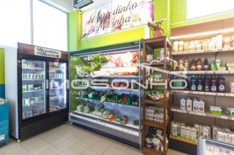 Cedência de empresa com atividade a funcionar como MERCADINHO