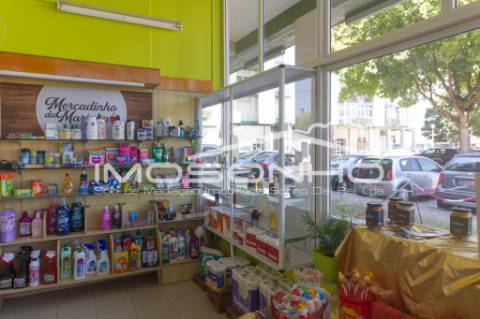 Cedência de empresa com atividade a funcionar como MERCADINHO