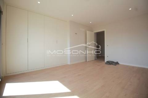 Fantástica moradia T4