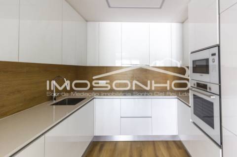 Apartamento T2, na linda praia da Nazaré