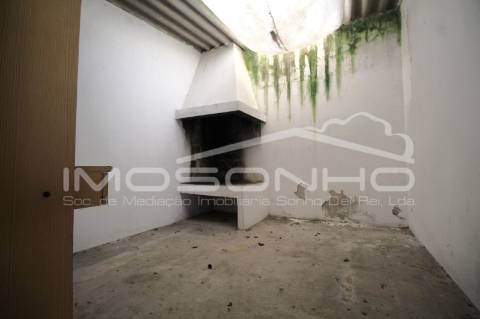 Apartamento T3 NÃO DISPONIVEL PARA FINANCIAMENTO