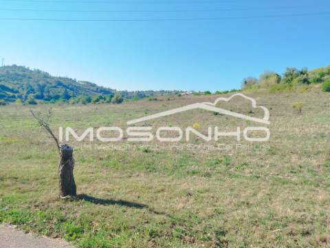 Terreno para construção a poucos minutos de Leiria