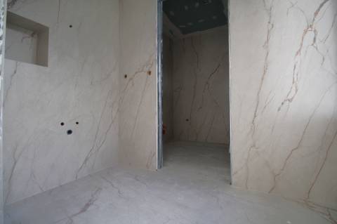 Moradia contemporânea, individual de r/c, numa zona sossegada de moradias