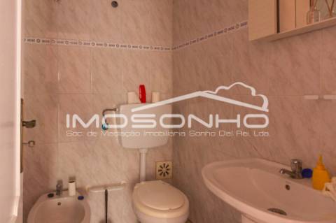 Loja com projeto aprovado para transformar em habitação