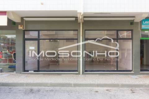 Loja com projeto aprovado para transformar em habitação