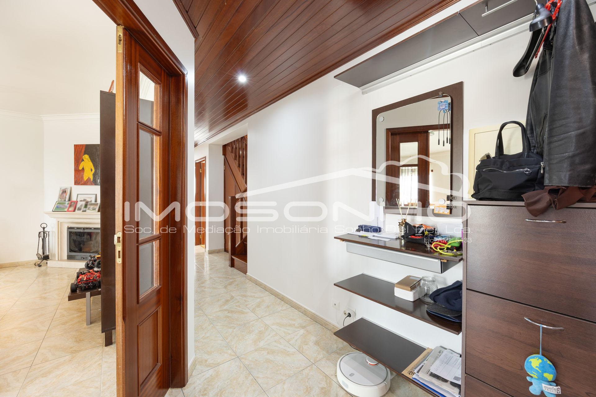 Apartamento T3 duplex, com excelente localização